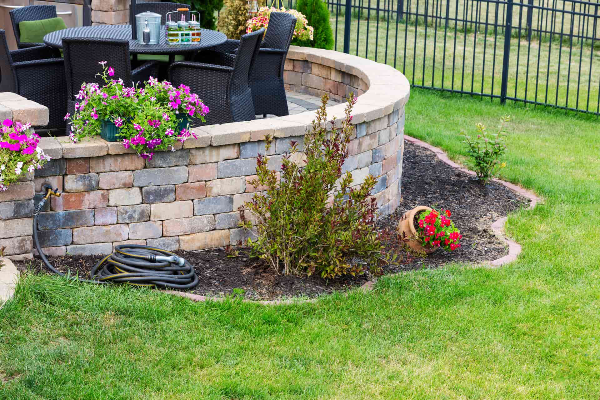 Retaining wall installers Woking