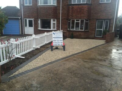 Gravel driveway installation Woking